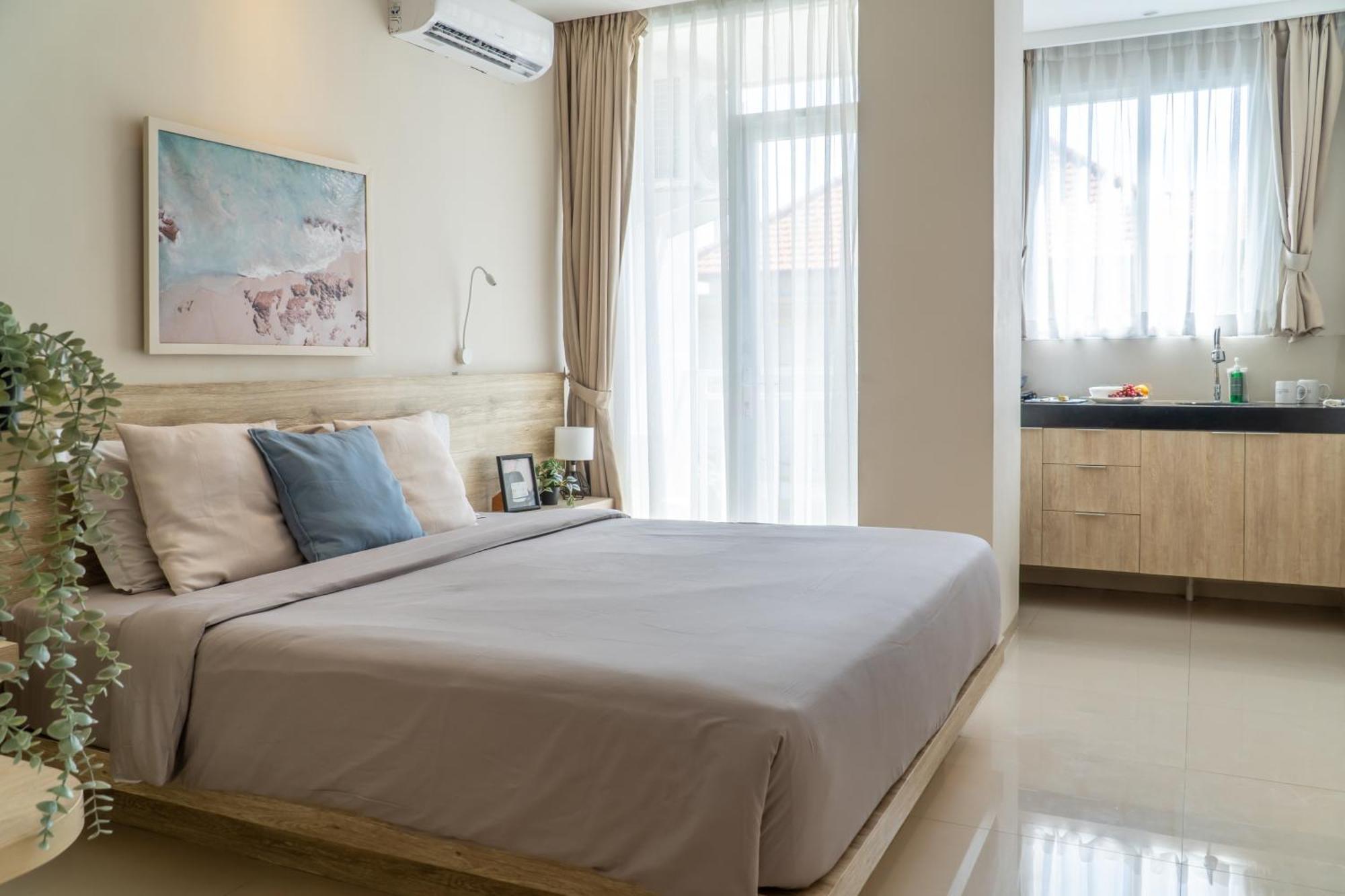 Bali Bustle Pararaton Coliving And Coworking Space Legian  Bagian luar foto